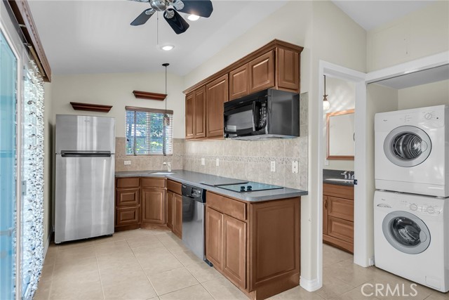 Detail Gallery Image 26 of 52 For 6712 Mission Grove Pkwy, Riverside,  CA 92506 - 5 Beds | 3 Baths