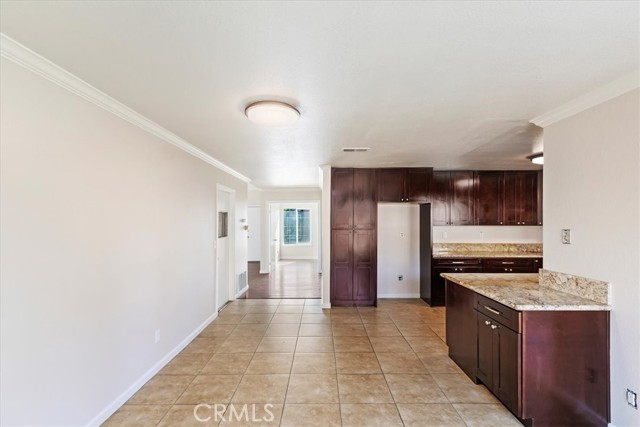 Detail Gallery Image 13 of 36 For 4246 Vicksburg Ct, Riverside,  CA 92505 - 4 Beds | 2 Baths