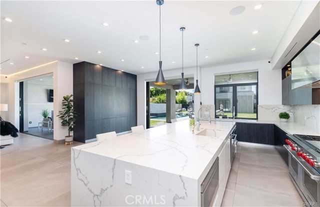 5239 Avenida Hacienda, Tarzana CA: https://media.crmls.org/medias/0347d6d6-c257-4dc9-ad43-5919a068c3b3.jpg