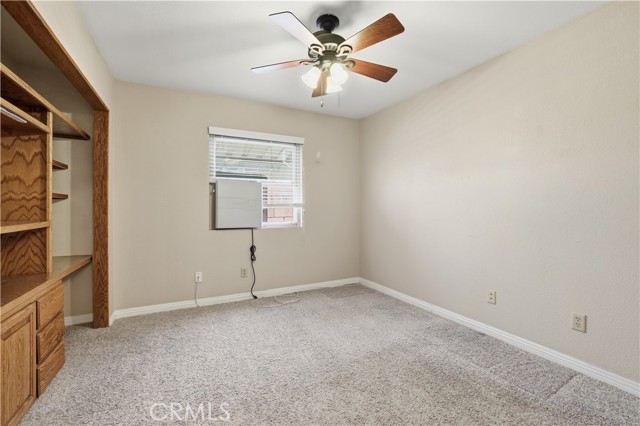 Detail Gallery Image 13 of 22 For 2635 Beech Tree, Hemet,  CA 92545 - 3 Beds | 2 Baths