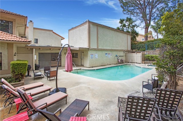 Detail Gallery Image 24 of 29 For 155 S Poplar Ave #17,  Brea,  CA 92821 - 2 Beds | 2 Baths