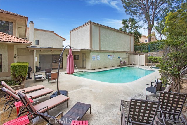 Detail Gallery Image 24 of 29 For 155 S Poplar Ave #17,  Brea,  CA 92821 - 2 Beds | 2 Baths