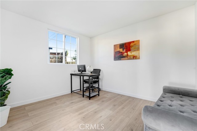 Detail Gallery Image 4 of 10 For 230 E 75th St, Los Angeles,  CA 90003 - 3 Beds | 1 Baths