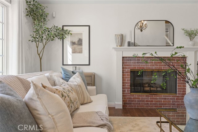 Detail Gallery Image 8 of 59 For 21419 Stanwell, Chatsworth,  CA 91311 - 5 Beds | 3 Baths