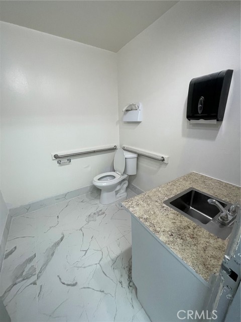  Commercial for Sale in Los Angeles, California