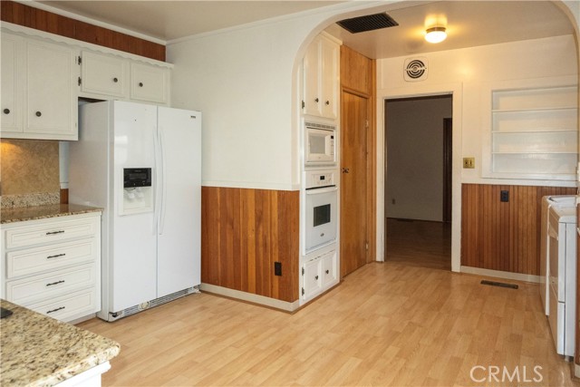 Detail Gallery Image 12 of 39 For 614 Lane, Yreka,  CA 96097 - 3 Beds | 2 Baths