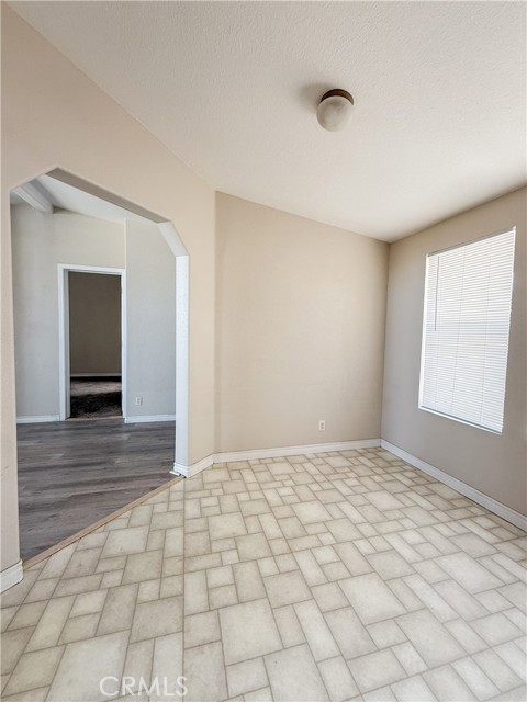 Detail Gallery Image 12 of 27 For 74804 Amboy Rd, Twentynine Palms,  CA 92277 - 3 Beds | 2 Baths