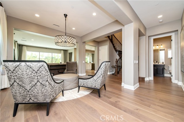 Detail Gallery Image 4 of 57 For 56 Dunmore, Irvine,  CA 92620 - 5 Beds | 5/1 Baths