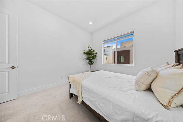 Detail Gallery Image 32 of 60 For 102 Yugen, Irvine,  CA 92618 - 4 Beds | 3/1 Baths