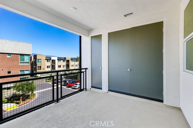 Detail Gallery Image 16 of 22 For 980 N Tangent Privado #305,  Ontario,  CA 91764 - 3 Beds | 2 Baths