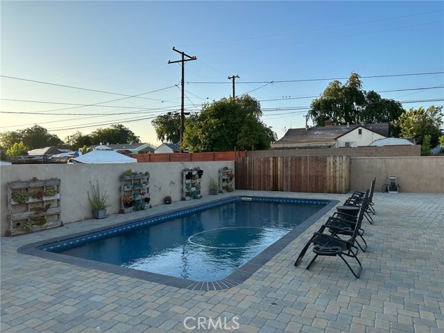 Image 2 for 661 E Mckinley Ave, Pomona, CA 91767