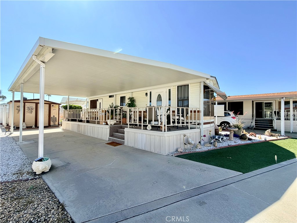 1295 S Cawston Avenue #262