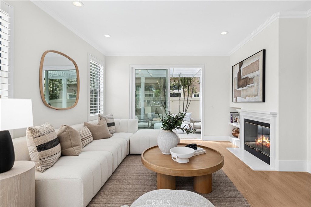 MLS #OC25249252 image #9