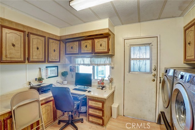 Detail Gallery Image 15 of 32 For 1919 W Coronet Ave #153,  Anaheim,  CA 92801 - 3 Beds | 2 Baths