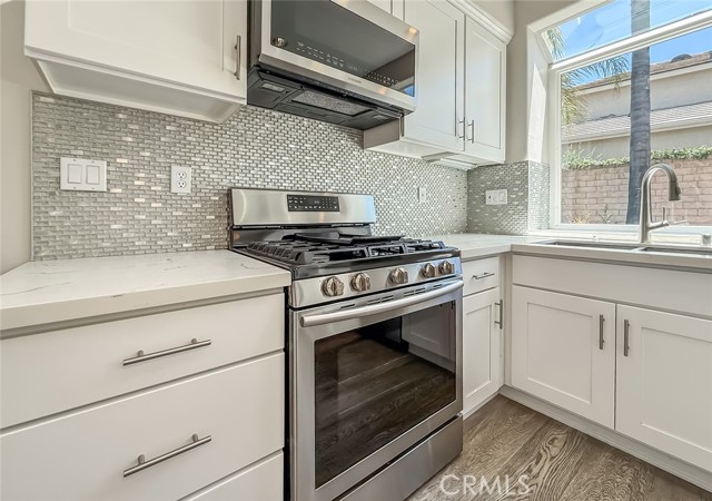 462 Cremona Way, Oak Park CA: https://media.crmls.org/medias/034ed5fc-ece1-415e-8ff0-3f34953ae1d8.jpg
