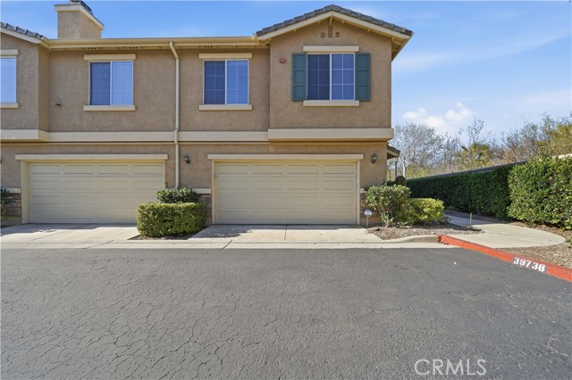 Detail Gallery Image 4 of 56 For 39738 Columbia Union #B,  Murrieta,  CA 92563 - 4 Beds | 2/1 Baths