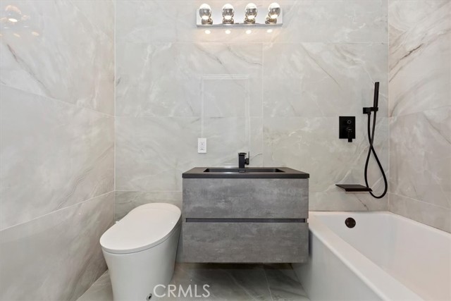 Detail Gallery Image 17 of 27 For 22315 Tehama Rd, Apple Valley,  CA 92308 - 3 Beds | 2 Baths