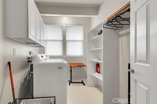 Detail Gallery Image 9 of 25 For 28301 Bern Ln, Lake Arrowhead,  CA 92352 - 4 Beds | 3 Baths