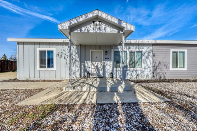 Detail Gallery Image 2 of 29 For 17124 Mustang Ct, Lower Lake,  CA 95457 - 4 Beds | 2/2 Baths