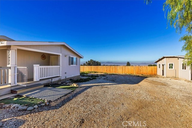 Detail Gallery Image 4 of 30 For 23925 Menifee Rd, Nuevo,  CA 92567 - 2 Beds | 2 Baths