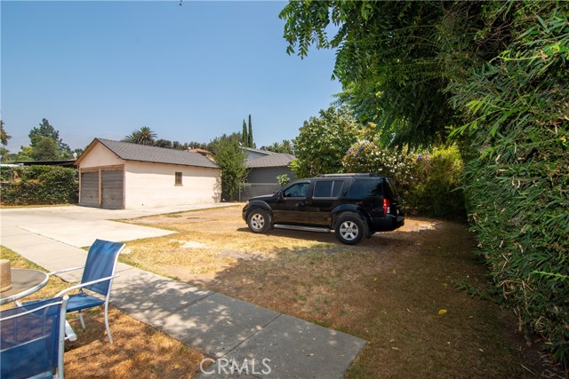 890 Worcester Avenue, Pasadena CA: https://media.crmls.org/medias/0350d2d2-aa8d-4c28-8427-631032f125e1.jpg