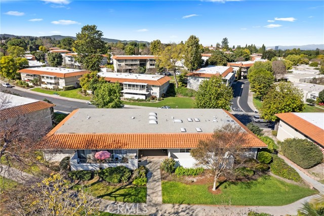 Detail Gallery Image 27 of 32 For 2046 via Mariposa E Unit P, Laguna Woods,  CA 92637 - 2 Beds | 2 Baths