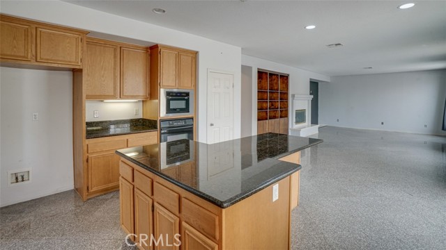 Detail Gallery Image 23 of 71 For 12683 Palm View Way, Riverside,  CA 92503 - 5 Beds | 3 Baths