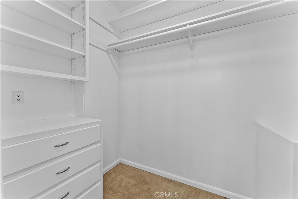 https://media.crmls.org/medias/03513ebc-7cff-4f39-83e3-e22aa14877d5.jpg?preset=X-Large