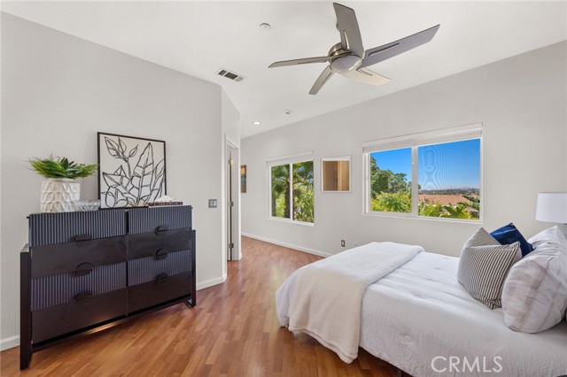210 N Stage Coach Lane, Fallbrook CA: https://media.crmls.org/medias/0351898c-8281-4f20-9422-128df917b170.jpg