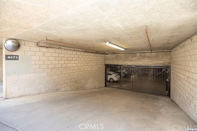 1 Bed Home for Sale in Sherman Oaks, California