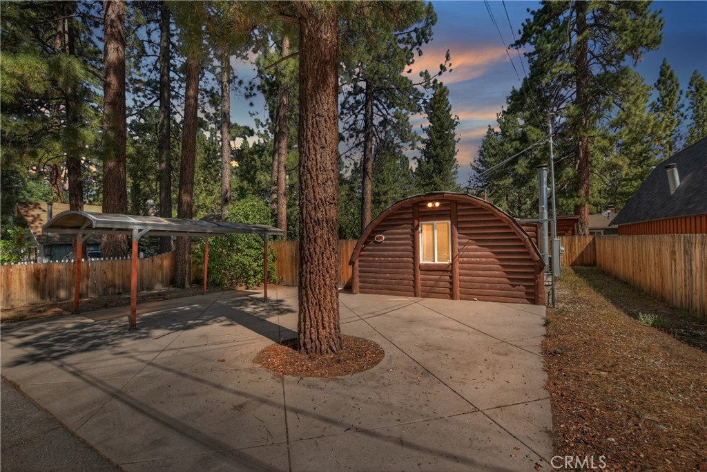 1129 W Rainbow Boulevard