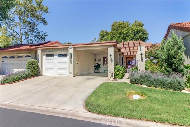 3205 Via Buena, Laguna Woods CA: https://media.crmls.org/medias/0352886d-ac67-4033-a8d5-ca0ae52a175a.jpg