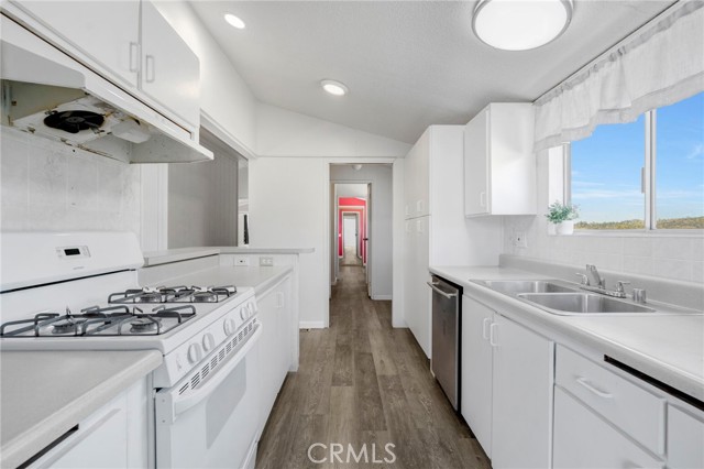 Image 13 of 36 For 27062 Road 400