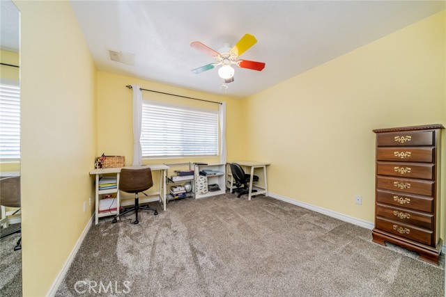 Detail Gallery Image 29 of 50 For 10636 Larch, Oak Hills,  CA 92344 - 5 Beds | 3 Baths