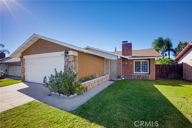 Detail Gallery Image 2 of 18 For 12557 Valley Meadows, Moreno Valley,  CA 92553 - 3 Beds | 2 Baths