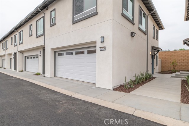 Detail Gallery Image 12 of 63 For 14410 Bing Ave, Fontana,  CA 92335 - 2 Beds | 2 Baths