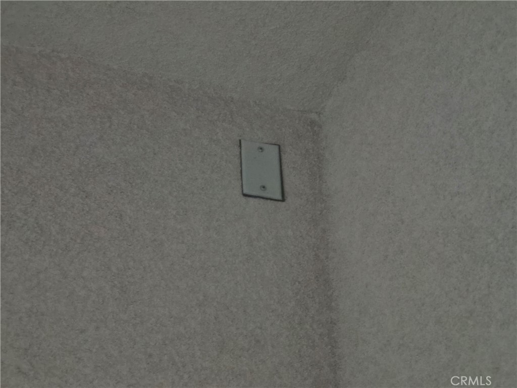 https://media.crmls.org/medias/03558ed3-85a8-4898-af68-e3a31ce1677c.jpg?preset=X-Large