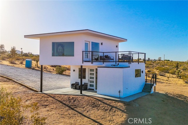 Detail Gallery Image 1 of 31 For 375 Fortuna Ave, Yucca Valley,  CA 92284 - 1 Beds | 2 Baths