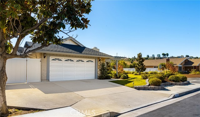 5942 Oak Meadow Drive, Yorba Linda photo 3