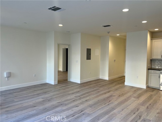 Detail Gallery Image 2 of 17 For 314 6th #504,  Los Angeles,  CA 90014 - 1 Beds | 1/1 Baths