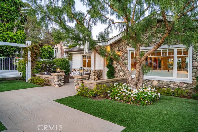Detail Gallery Image 1 of 56 For 461 Poplar St, Laguna Beach,  CA 92651 - 4 Beds | 4 Baths