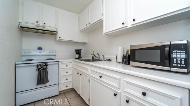 2875 N Los Felices Road #211, Palm Springs, CA, 92262 2875 N Los Felices Road #211, Palm Springs, CA, 92262