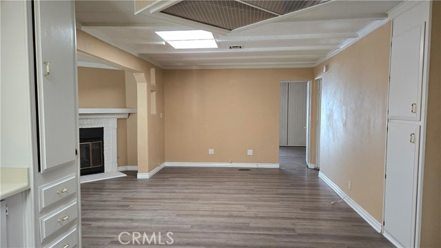 Detail Gallery Image 17 of 25 For 16462 Poipu Ln, Huntington Beach,  CA 92649 - 2 Beds | 2 Baths