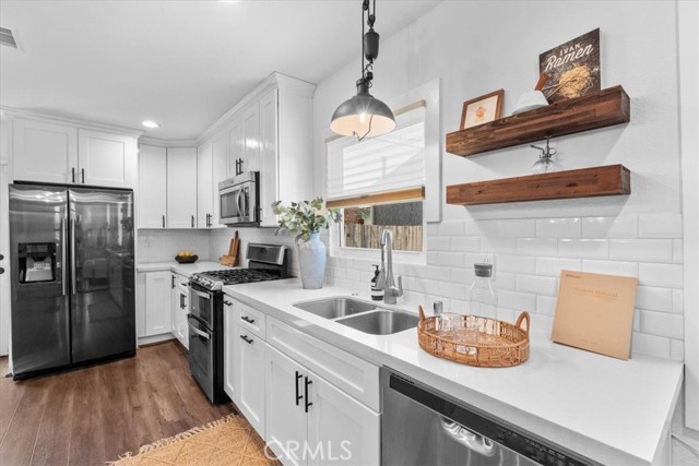 1940 Claudina Avenue, Los Angeles CA: https://media.crmls.org/medias/035aa91f-5990-4982-9b53-8a44ee70ba97.jpg