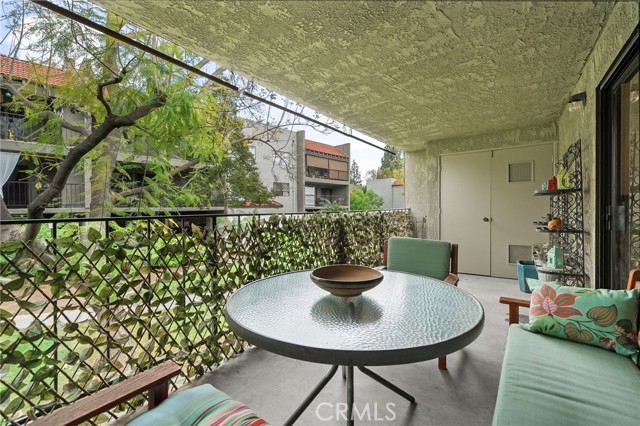 254 E Fern Avenue, Redlands CA: https://media.crmls.org/medias/035ba42b-c795-442f-977f-fbc4fd6e8353.jpg