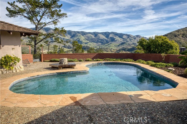 25 Buena Vista Avenue, San Luis Obispo CA: https://media.crmls.org/medias/035baa25-cd27-4125-8fd7-021aef2963fd.jpg