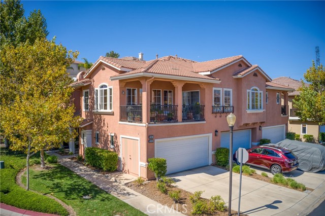 Detail Gallery Image 5 of 40 For 28003 Dickason, Valencia,  CA 91354 - 2 Beds | 2 Baths