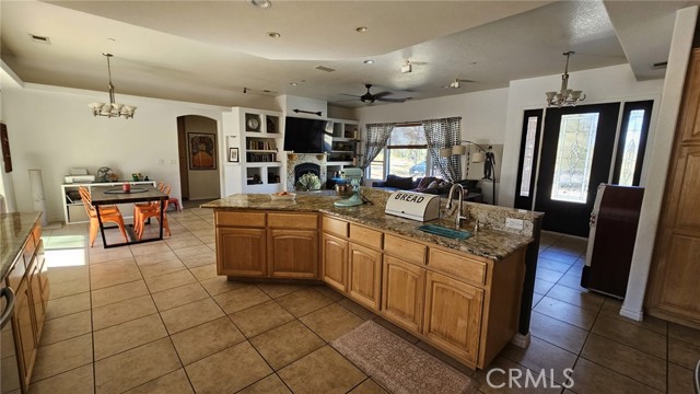 Detail Gallery Image 7 of 10 For 6548 Quail Spring Ave, Twentynine Palms,  CA 92277 - 3 Beds | 2 Baths