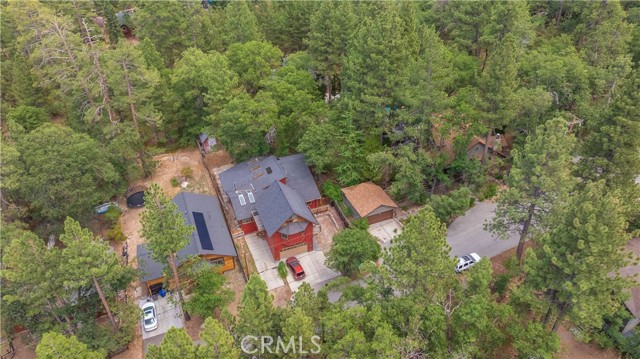 793 Knight Avenue, Big Bear Lake CA: https://media.crmls.org/medias/036013e4-f1c5-462d-aa07-2b57994fad5a.jpg
