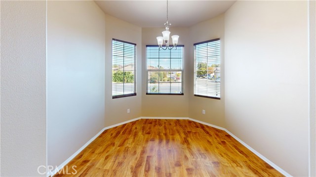 Detail Gallery Image 14 of 53 For 12127 Diego Ct, Moreno Valley,  CA 92557 - 4 Beds | 2/1 Baths